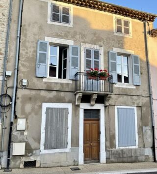  Immeuble à vendre 13 pièces 236 m²