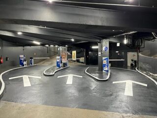  Parking / Garage à vendre 