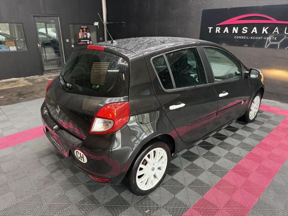 Clio III S&eacute;rie S 2010 occasion 73000 Chambery