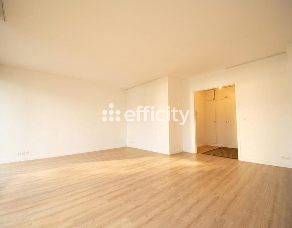 à vendre  Appartement Suresnes (92150)