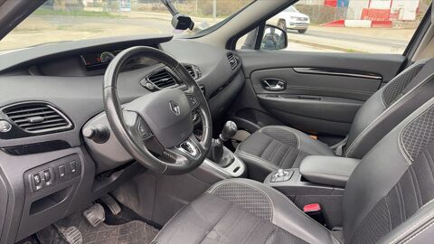 Grand scenic IV III 1.2 TCe 130 Energy Bose 2016 occasion 30000 Nimes