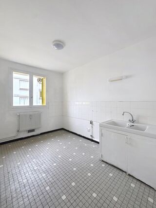 Appartement à louer 2 pièces 45 m²