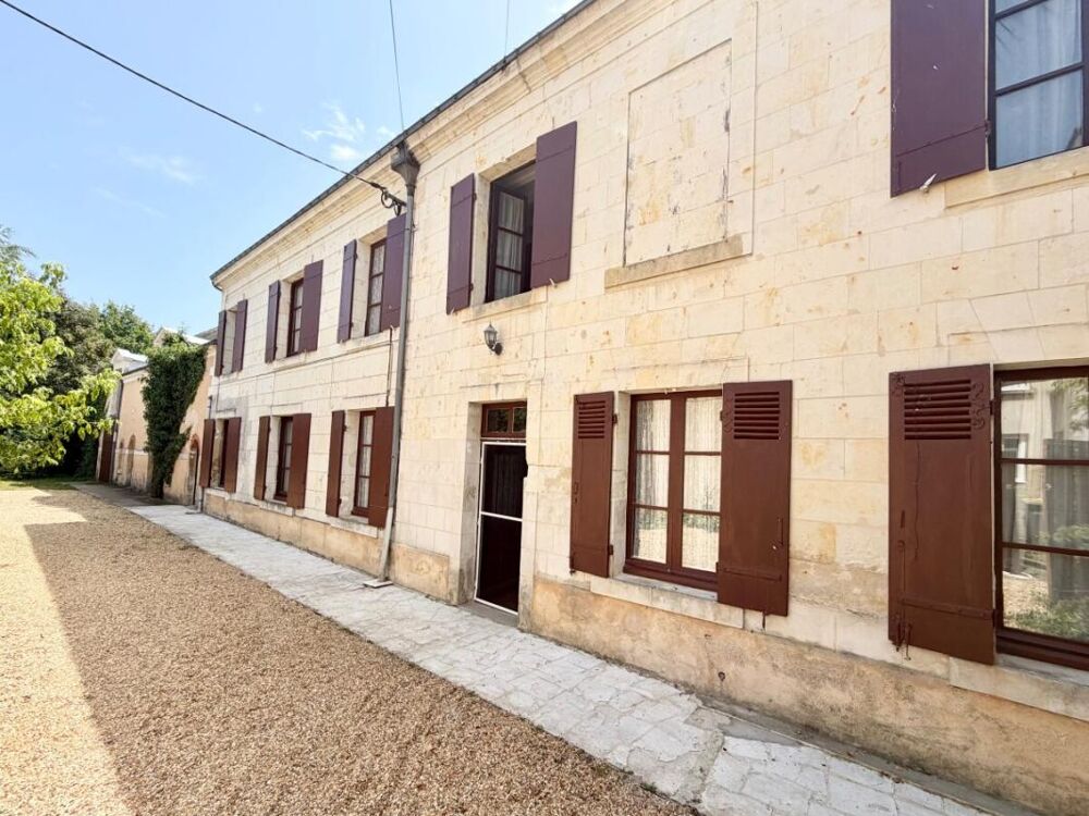 Vente Maison Fougeré - Maison - 106m² - T4 + Bureau + dépendances Bauge en anjou