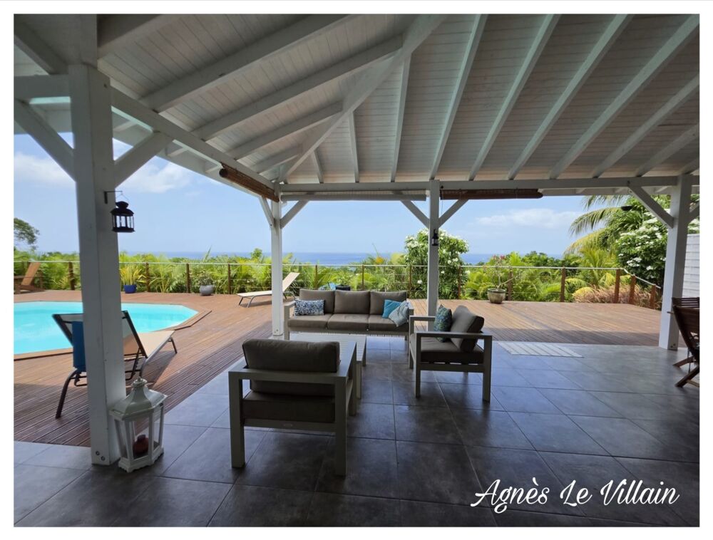 Maison 5 pièces 140 m² · à Bouillante · 140 m² · 699 000 €