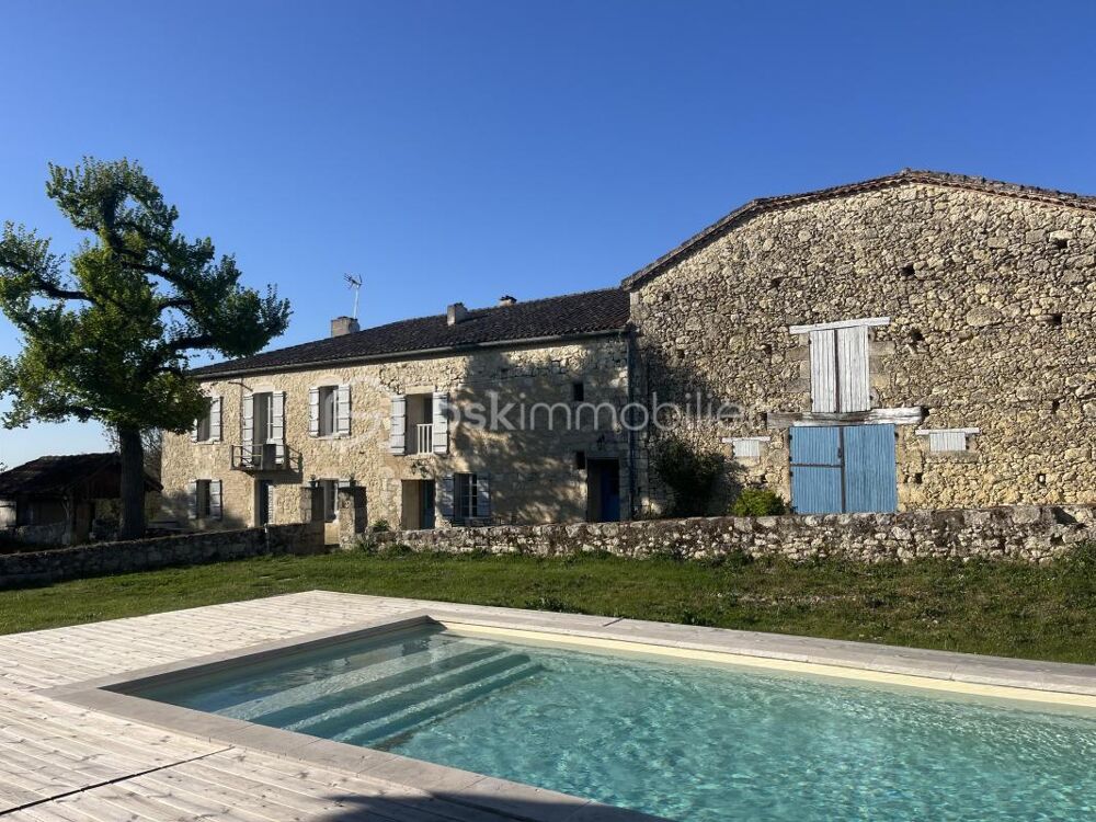 Vente Maison Propriété avec gîtes, piscine, dépendances et pigeonnier historique dans le Gers Lectoure