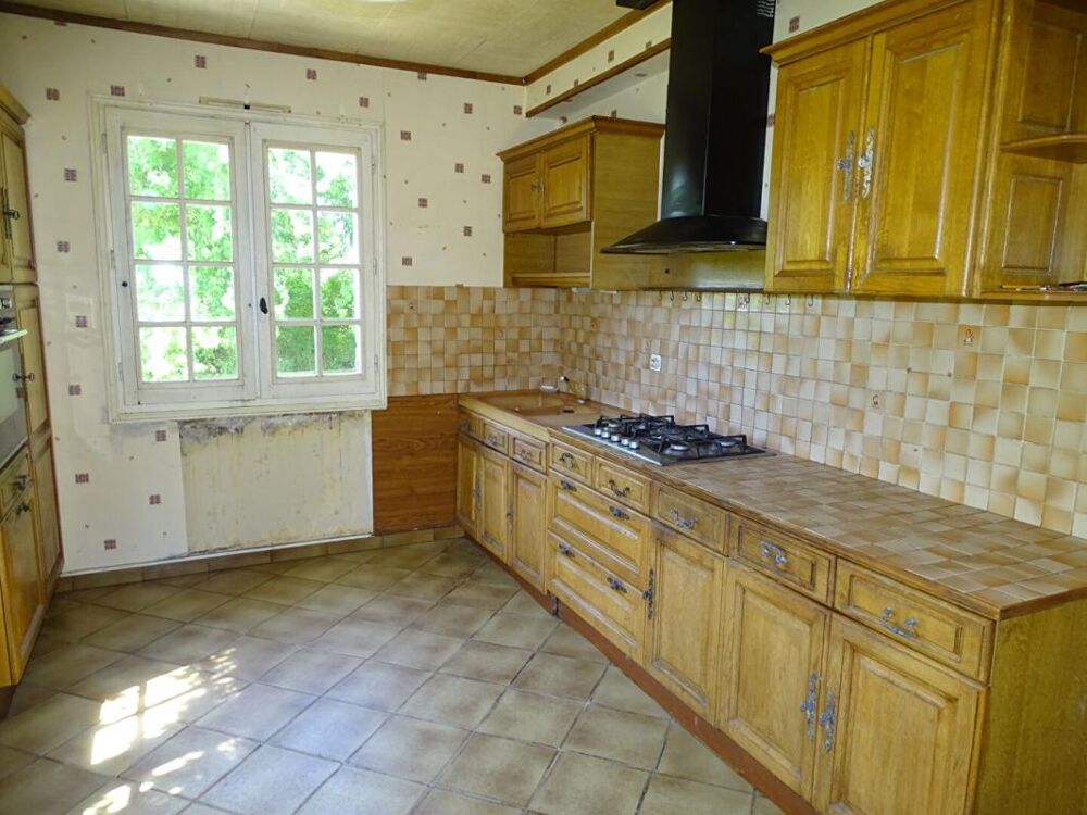 Maison Thonac 6 pièce(s) 136 m2