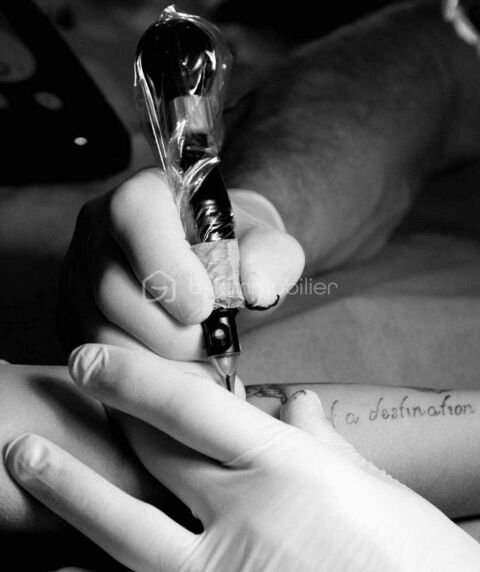 Opportunité unique : Fond de commerce de 55 m²clés en main - Tatouage, piercing, au Cap d'Agde 65000 34300 Le cap d agde