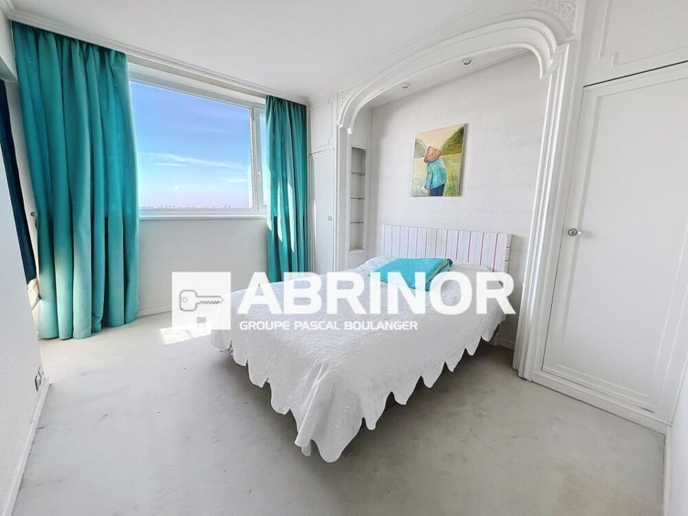 Appartement de 111 m² hab. aux pieds du tramway et du métro