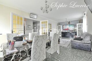  Villa à vendre 6 pièces 149 m²