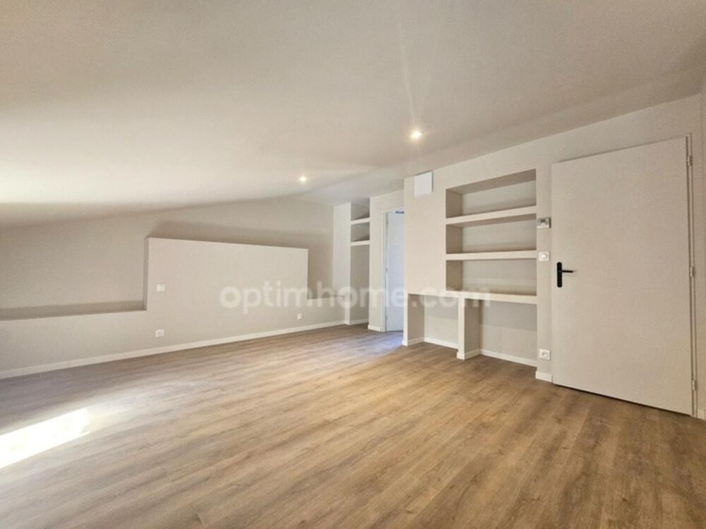 Vente Maison RARE Maison moderne 140 m² proche du secteur de Saint-Gelais, 4 chambres, patio et garage ANGOULEME (16) Angouleme
