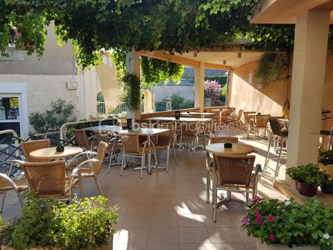 Fonds de commerce et murs commerciaux + appartement &agrave; r&eacute;nover 420000 07700 Saint martin d ardeche