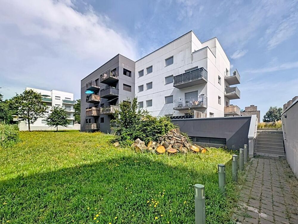 Vente Appartement T4 duplex avec terrasse, vue sur espace vert et parking Nantes