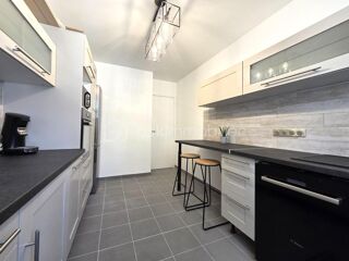  Appartement à louer 3 pièces 67 m²