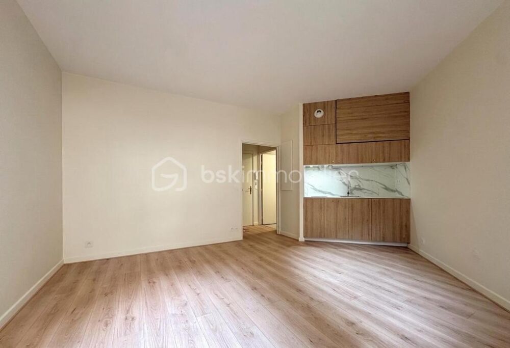Location Appartement À louer – Charmant studio rénové – Saint-Maurice (secteur Mongolfier) Saint maurice