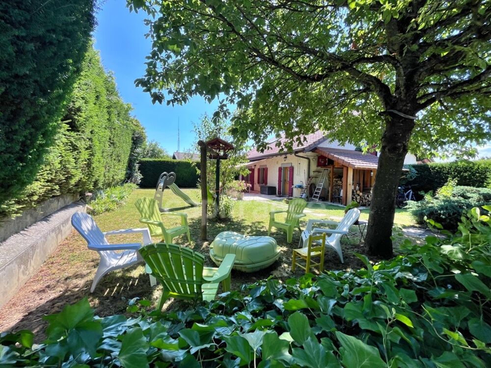 SAINT CERGUES (74) à vendre 7 pièces avec un espace indépendant 194,26m² + 140m² dannexes dont une bâtisse indépendante, piscin