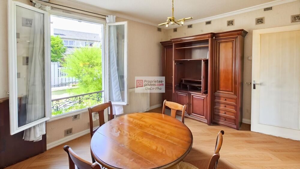 Vente Maison Maison  47 m2  agrandissable  3 pièces  jardin  Viroflay Viroflay