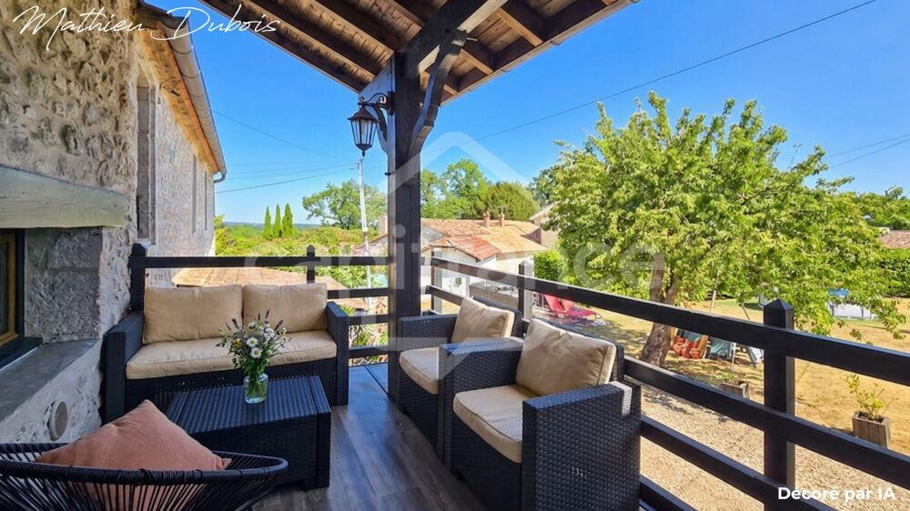 Vente Maison Maison en pierre rénovée avec vue sur les vignes, au cœur d'un village de caractère Loubes bernac
