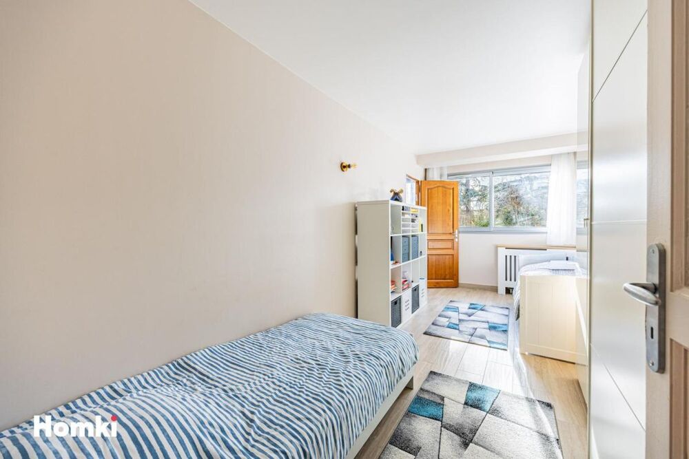Vente Appartement Appartement T3 de 80 m² à Puteaux 92800, Quai de Dion Bouton Puteaux