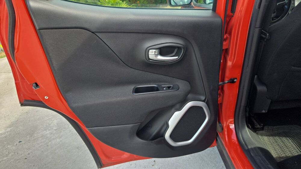 Renegade 1.4 MultiAir 140 Longitude 2015 occasion 97240 Le Francois