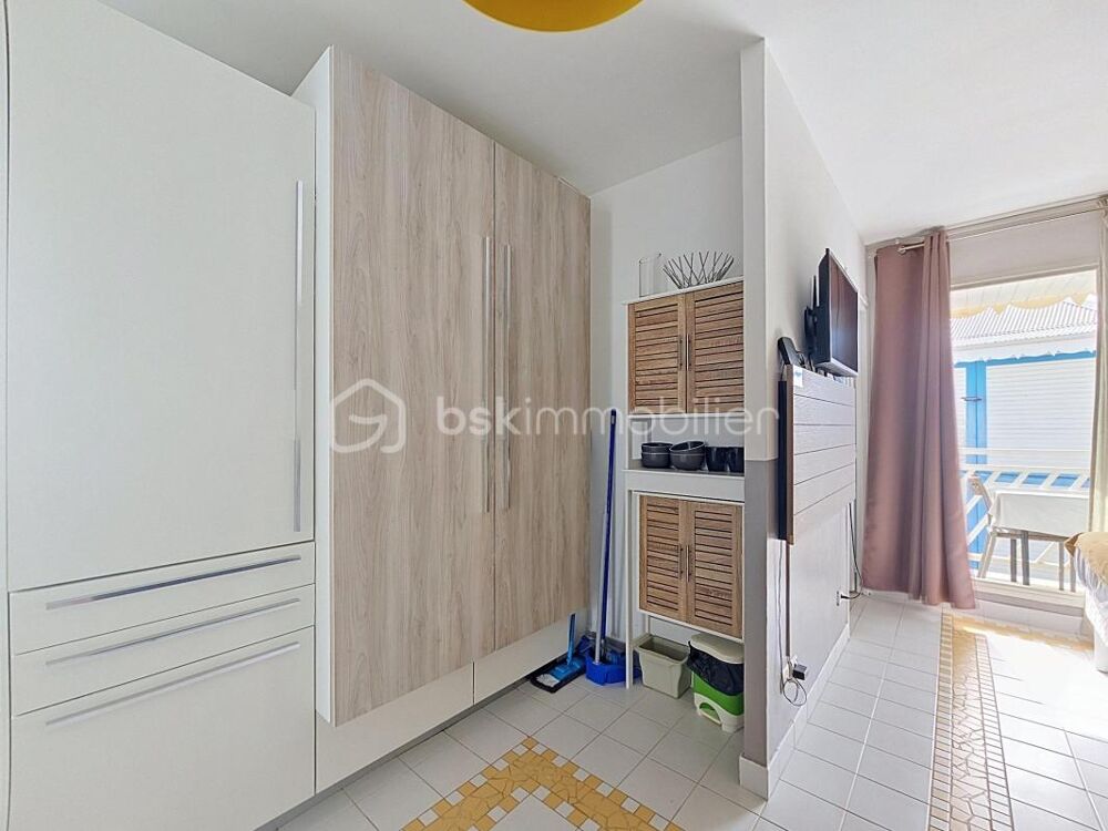 Grand studio 25,32 m2 village vacances plage et piscine