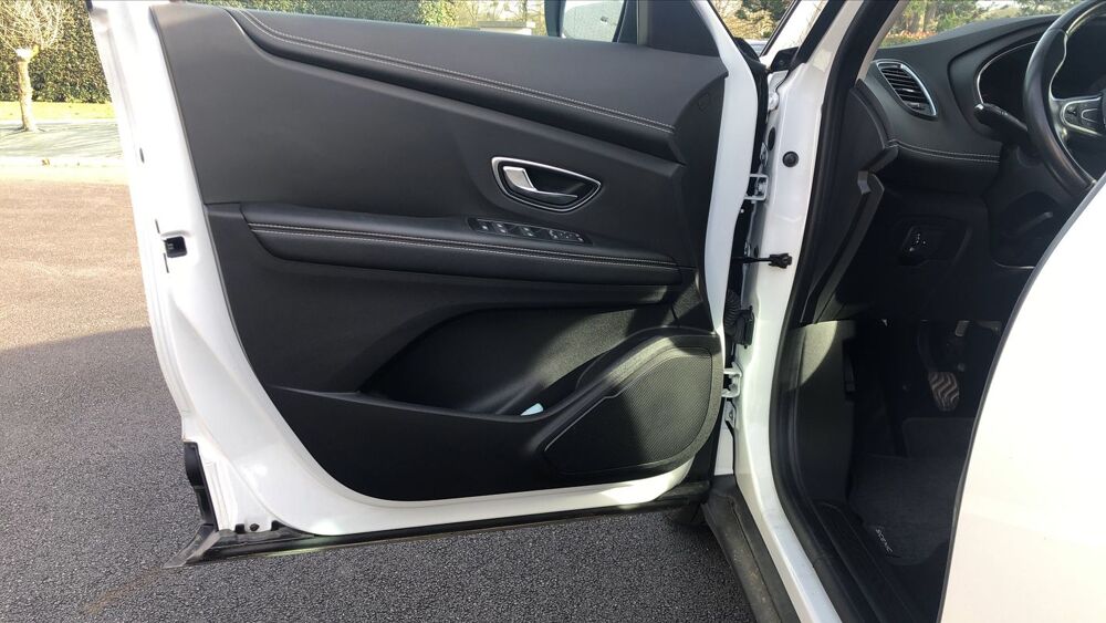 Sc&eacute;nic 1.3 TCe 140 Intens 2019 occasion 50300 Avranches
