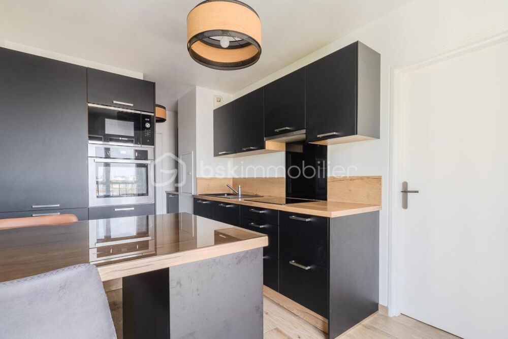à vendre  Appartement Pantin (93500)