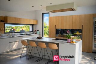  Maison à vendre 7 pièces 246 m²