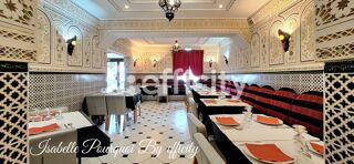  Immeuble � vendre 10 pi�ces 317 m�