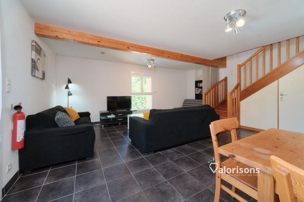 Maison 4 pièces 91 m² · à Jons · 91 m² · 330 000 €