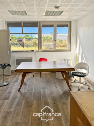   Local/bureau à vendre de 480 m2 sur 4027 m2 de terrain Chambon sur voueize
