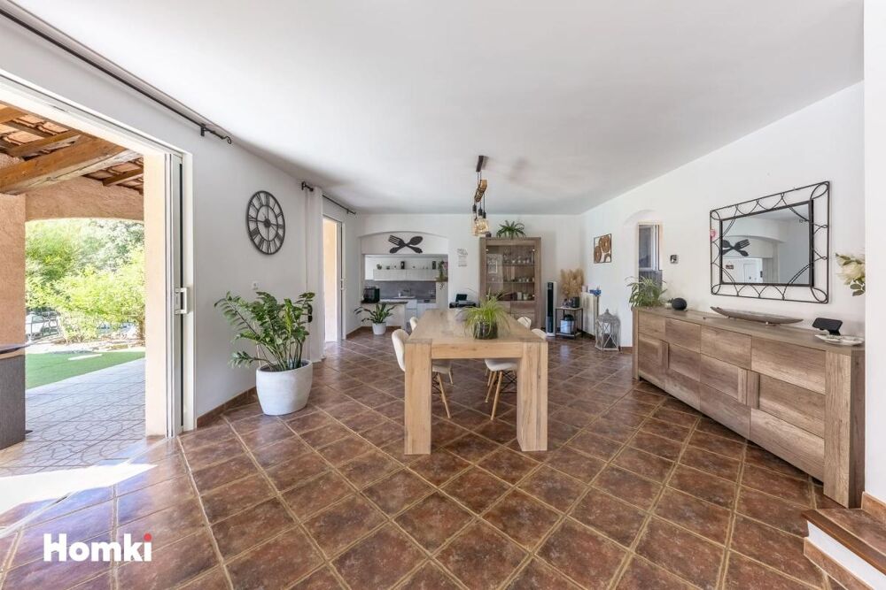 Vente Maison Maison/Villa T6 de 220 m² à Lorgues 83510 Lorgues