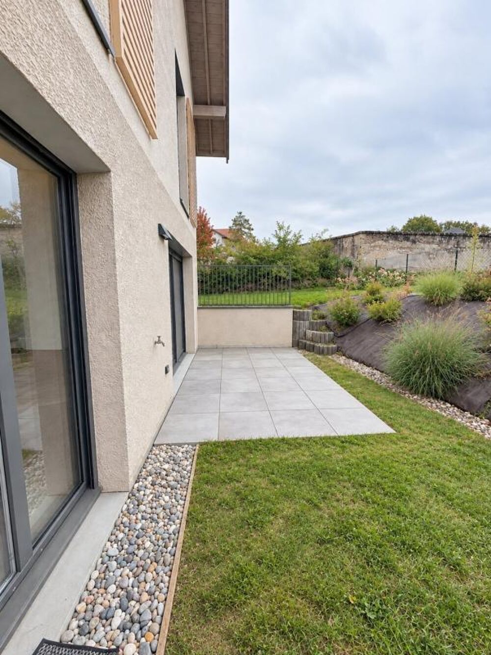 Vente Maison 5 PIÈCES de 121m² - MÉSIGNY Mesigny