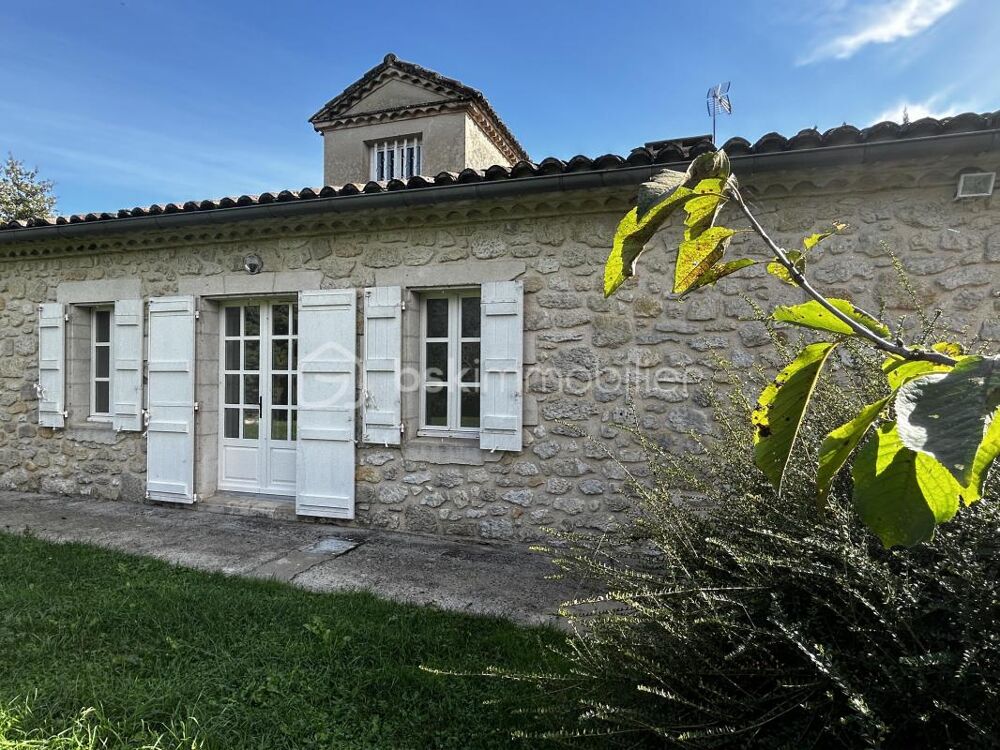 SUPERBE PROPRIETE EN PIERRES - PISCINE - TERRAIN - DEPENDANCE- CACHET