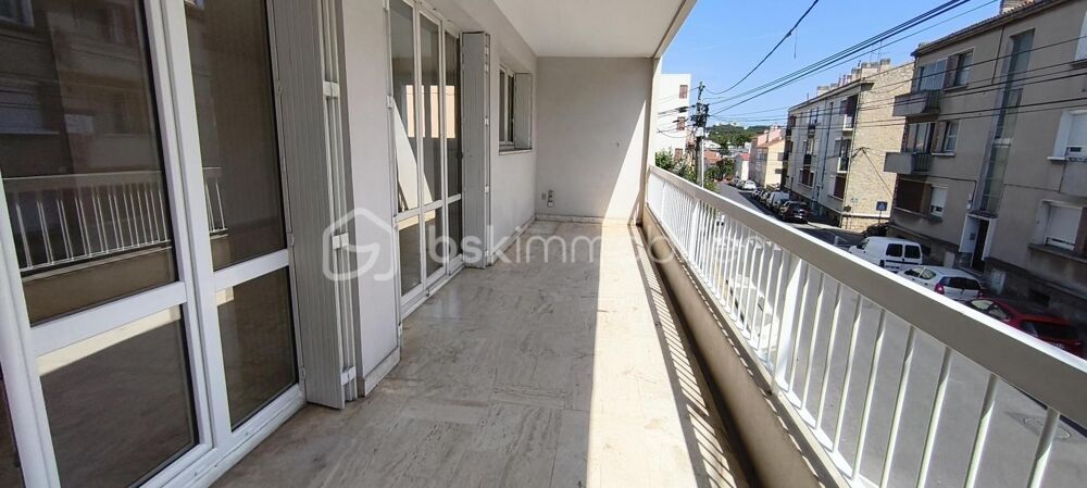 Faux T6 de 114 m² avec terrasse