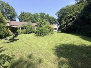  Propriété/château à vendre 15 + pièces 315 m²