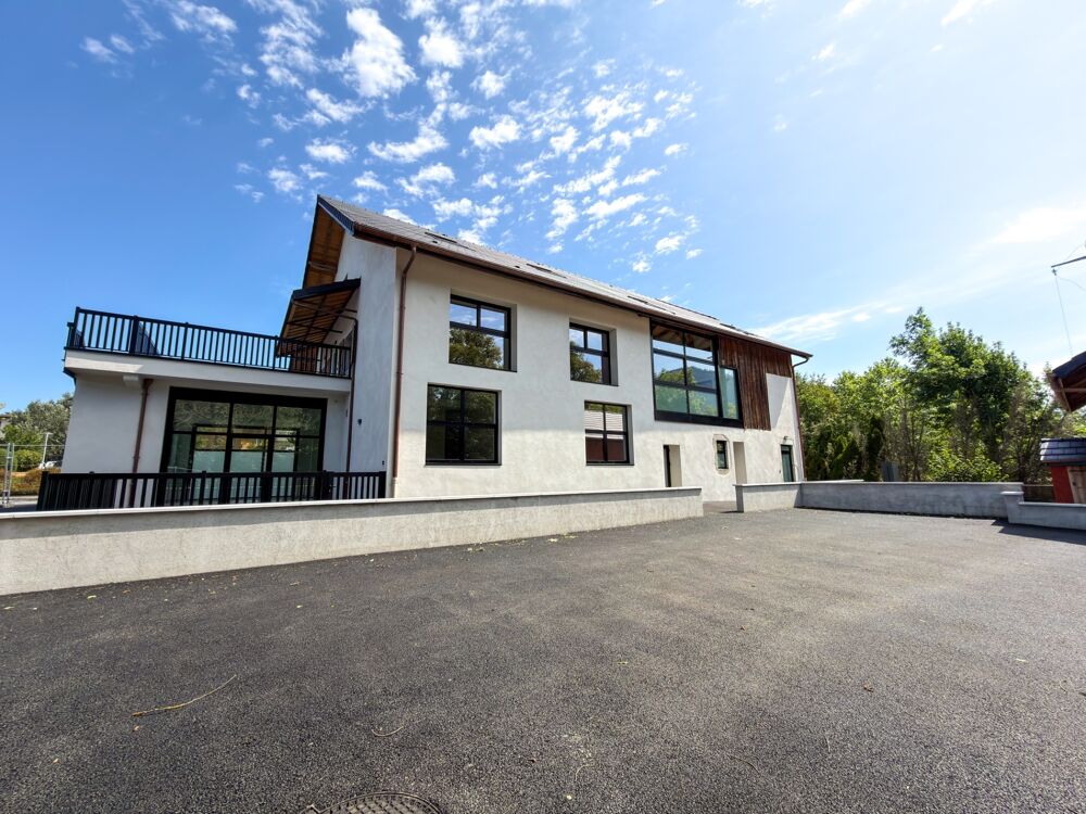 À vendre  Magnifique appartement T5 traversant en triplex de 196,54 m² au sol à Viuz-en-Sallaz