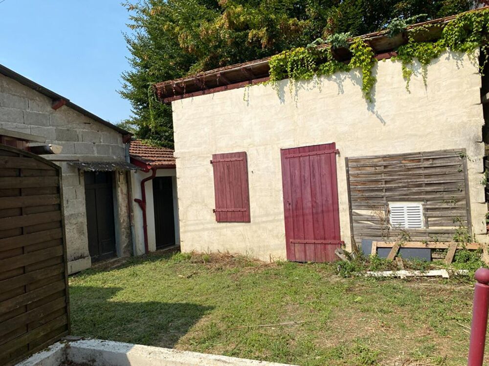 Vente Maison Maison T4--Garage-Atelier-Jardinet centre ville de Salies-de-Béarn Salies de bearn