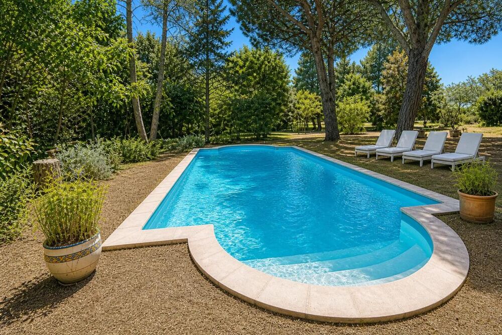 Maison de 7 pièces de 135 m² à Malataverne