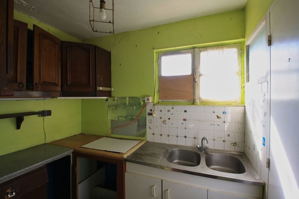 Maison dans un hameau calme, 4 chambres sur un terrain de 246 m²