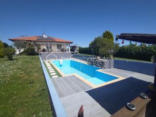  Maison  vendre 5 pices 230 m