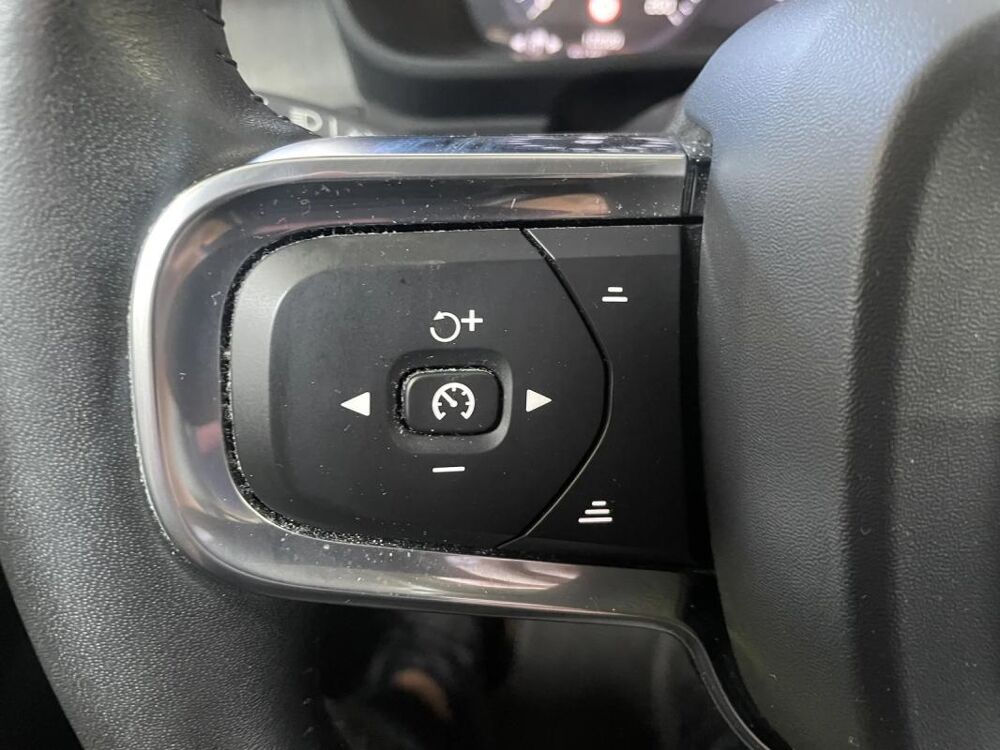 XC40 T3 163 Inscription Luxe 2019 occasion 17139 Dompierre-sur-Mer