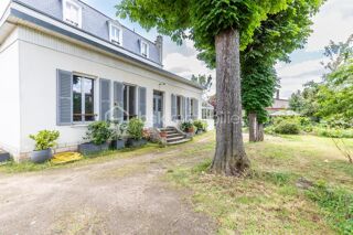 Maison 7 pièces 164 m² · à Saint-Maur-des-Fossés · 164 m² · 1 089 900 €