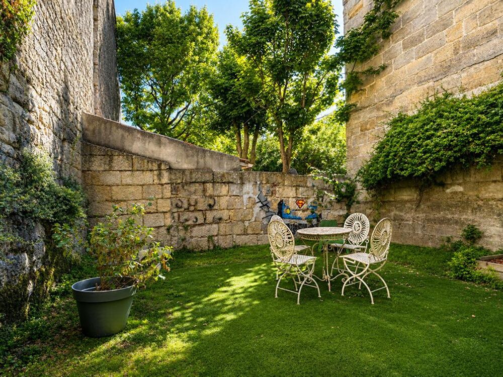 Vente maison 210 m2 BORDEAUX (33300)