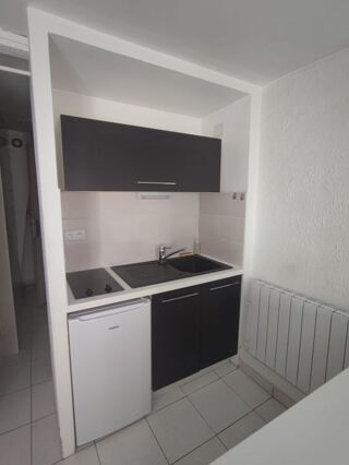  Appartement à louer 1 pièce 24 m²