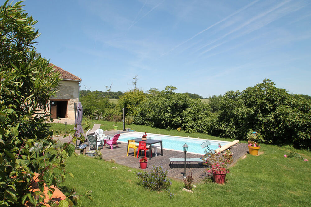 Vente Maison Maison en pierre 163 m² avec dépendances – Piscine- Vue dégagée – terrain 18 000m²- VIRAZEIL (47), à 5 min de Marmande Marmande