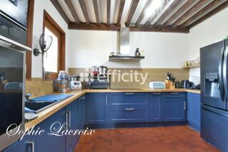  Propriété/château à vendre 8 pièces 258 m²