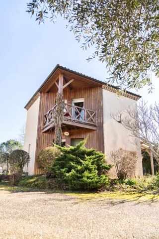  Propri�t�/ch�teau � vendre 10 pi�ces 230 m�