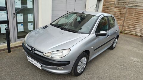 Peugeot 206 1.6 8 V 90 CV XT 5P CLIM AUTO 2000 occasion Maisse 91720