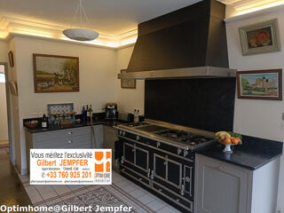  Propri�t�/ch�teau � vendre 8 pi�ces 220 m�