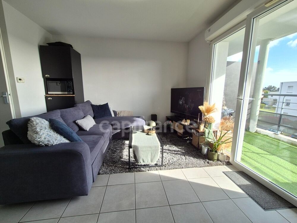 Vente Appartement Appartement à vendre 2 pièces ROYAN (17) - Balcon - Parking privé Royan